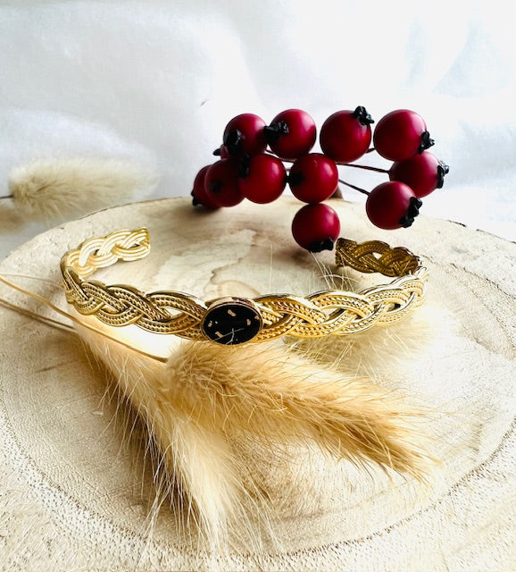 Bracelet by Polida